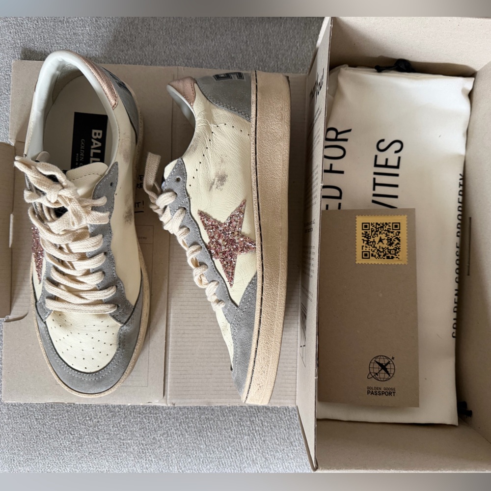 Golden Goose Cream Leather Sneakers with Pink Glitter Star, Size 38 - Picture 2 of 5
